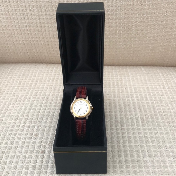 Ladies Seiko watch - Picture 1 of 4